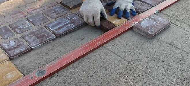 Пол в гараже из тротуарной плитки: выбор, подготовка, укладка