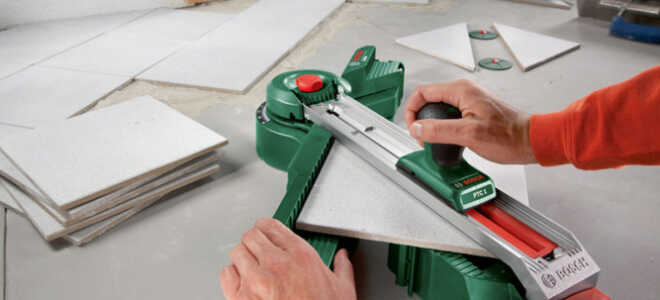 Как пользоваться плиткорезом ручным и электрическим
