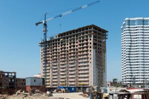 От котлована до продажи: как инвестировать в недвижимость